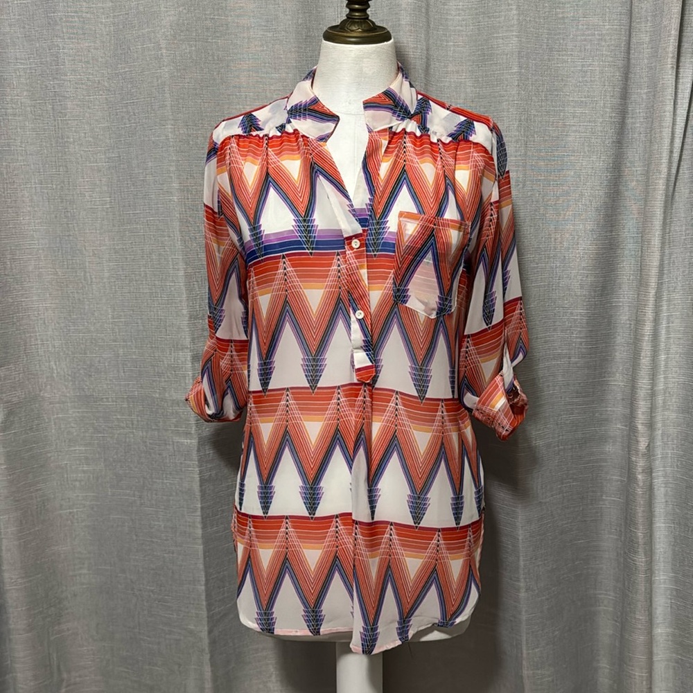 Boutique Style Blouse-3/4 Sleeve-V Neck Detail-Sz XS-PopOver Style-Polyester-EUC